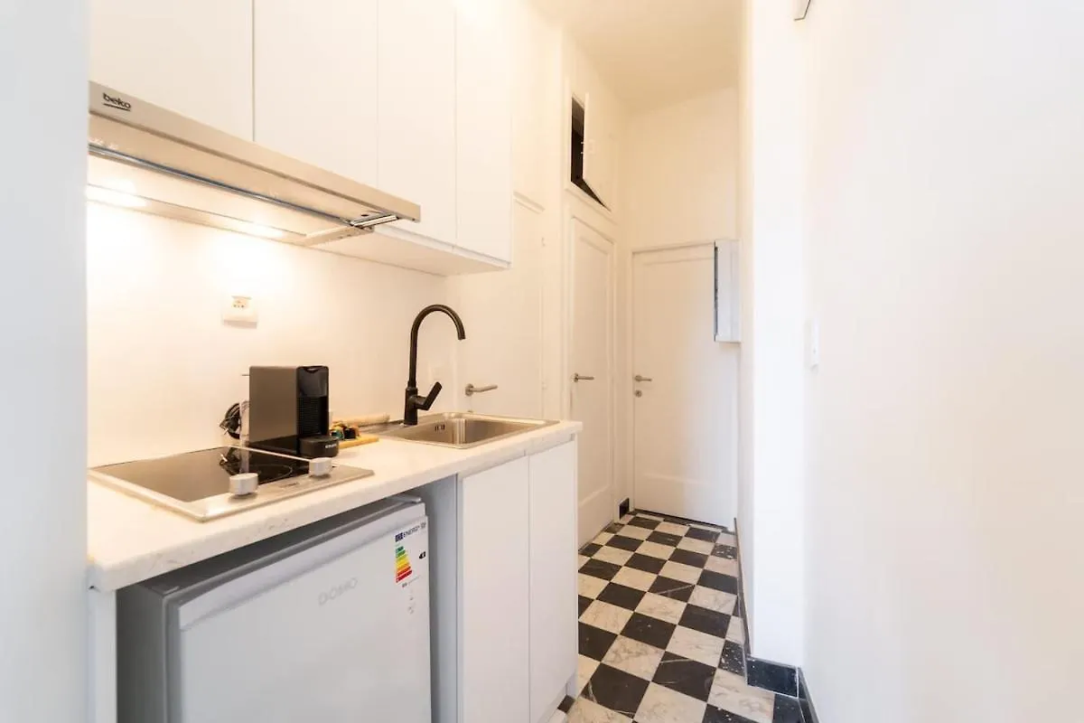 Charming Apartment For 3 In The Heart Of Amberes Bélgica
